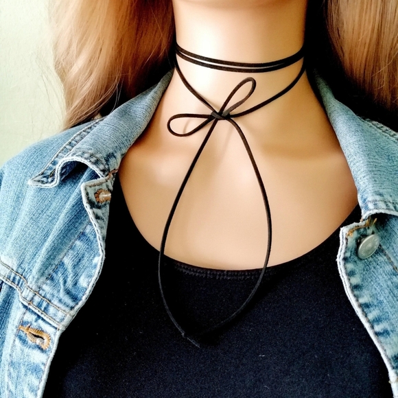 Elegant Adjustable Tie Black Necklace New - Picture 1 of 2